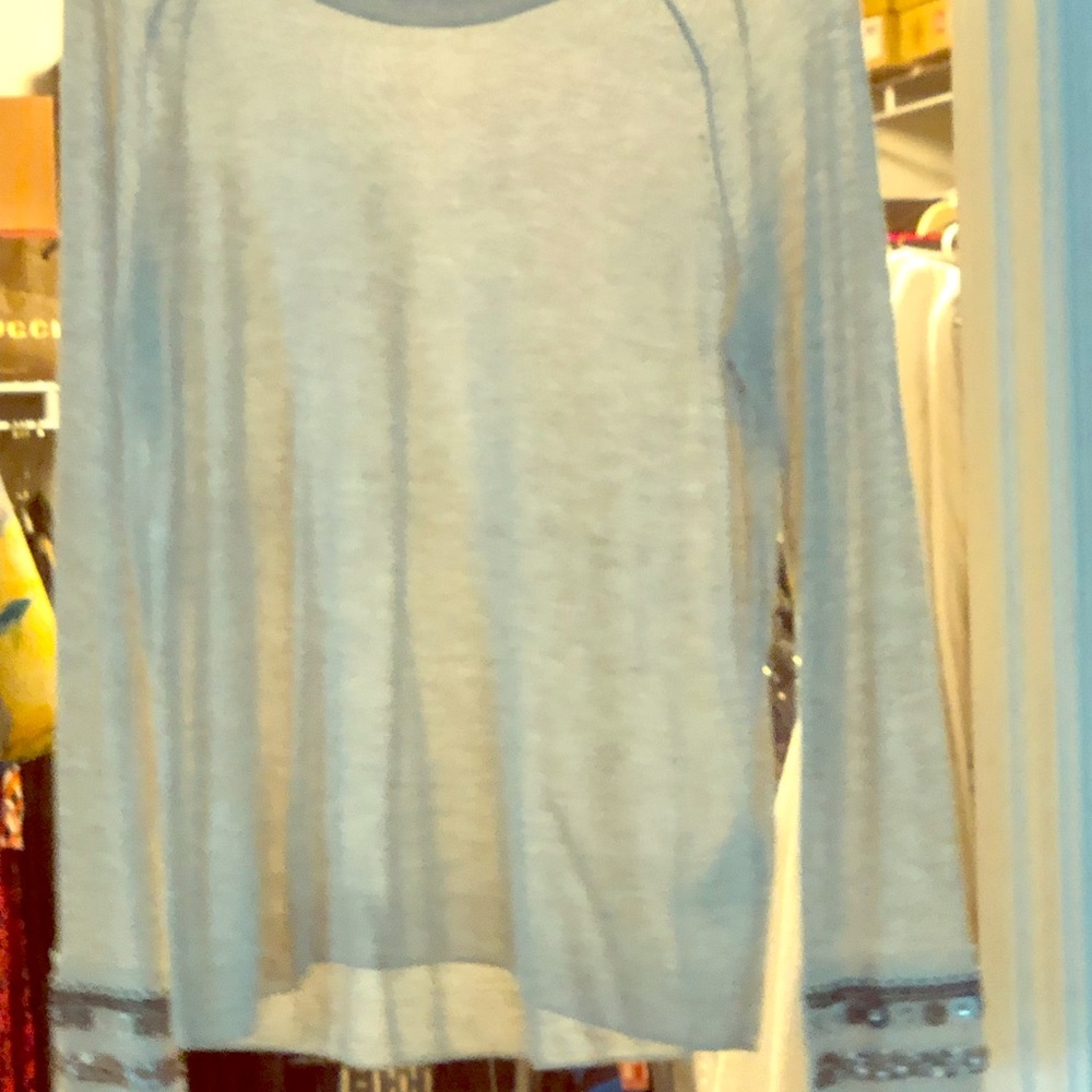 Shear sweater jeweled sleeved